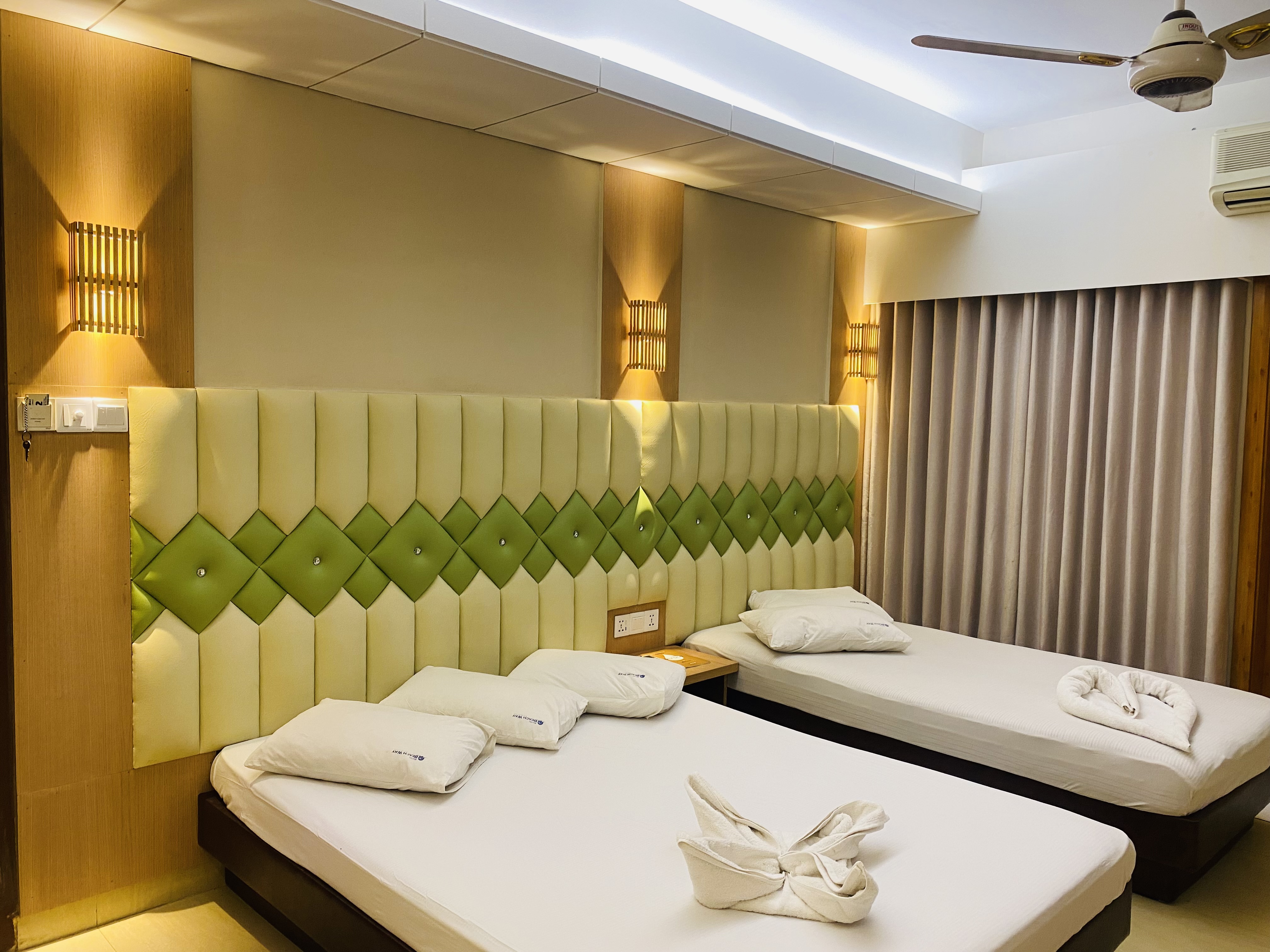 Deluxe Triple Room – view 8